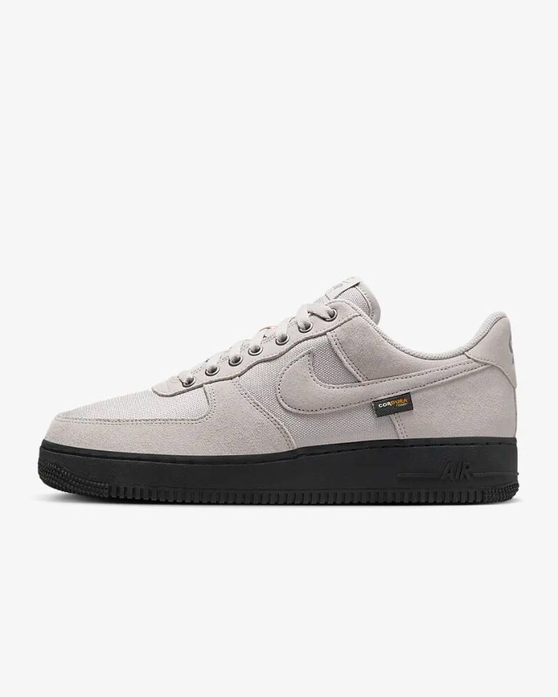 Кросівки Nike Air Force 1 07 HQ3822-001