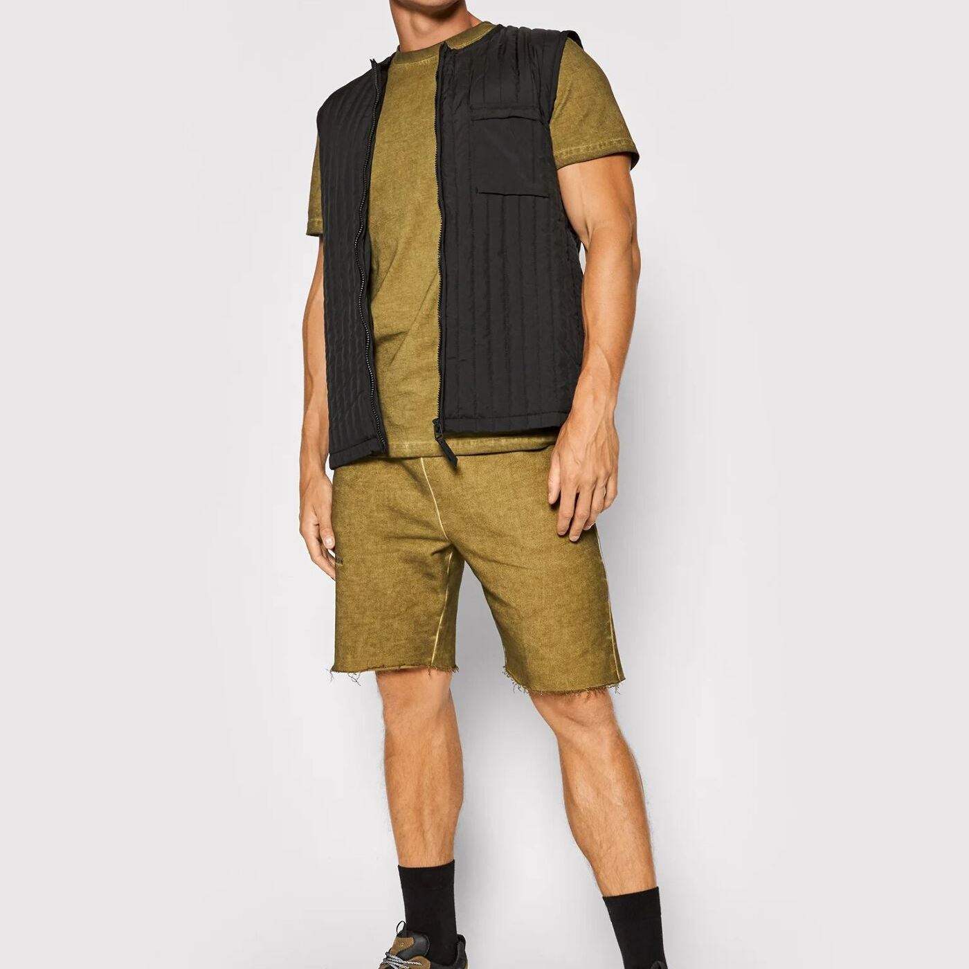 Жилетка Rains Vests 1832-BLACK