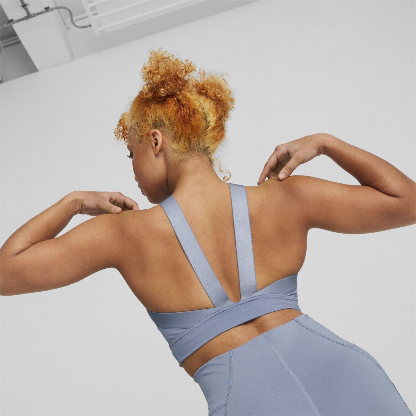 Топ Puma Flawless Sculpt Mid-Impact Longline Fitness 52314018
