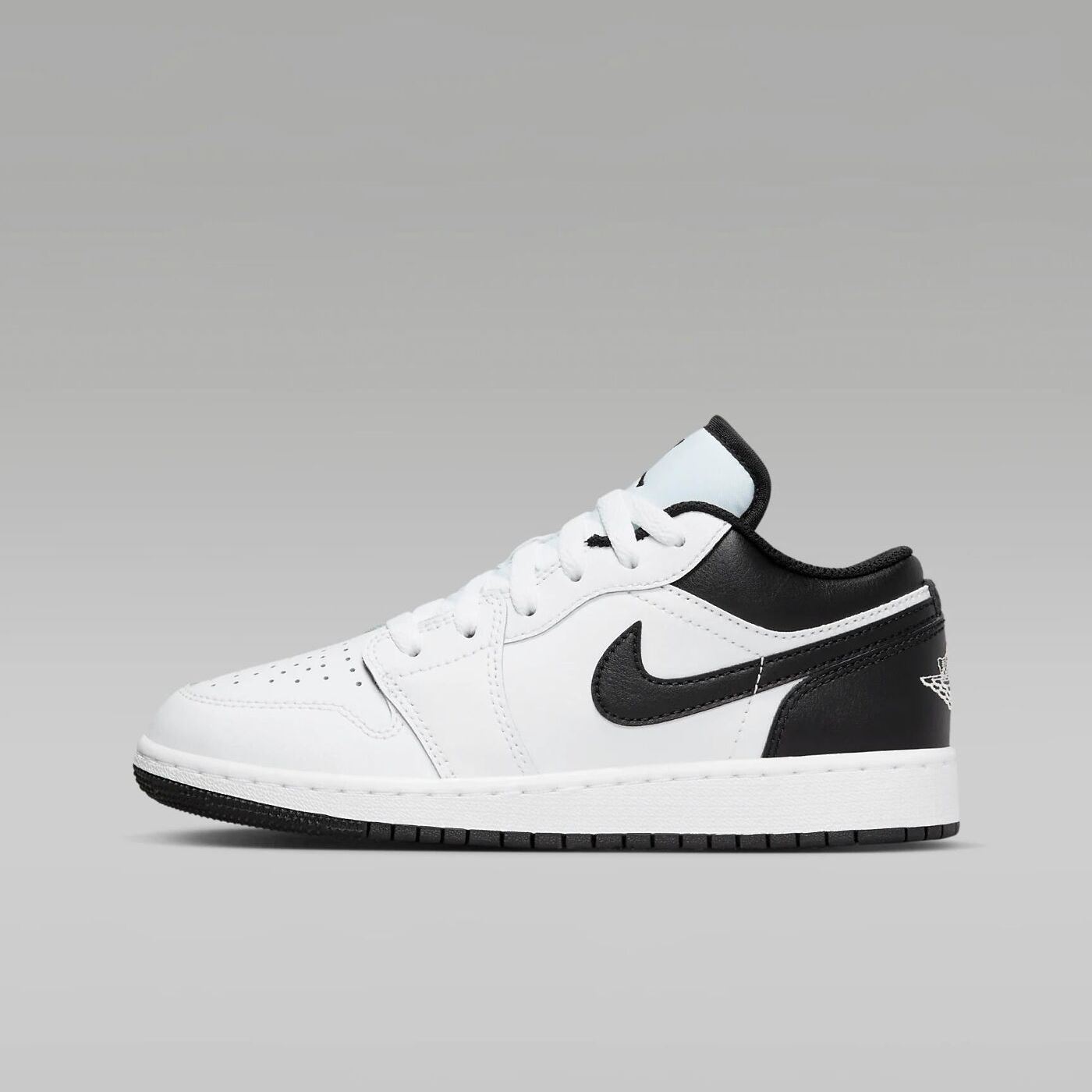 Кросівки Nike Air Jordan 1 Low 553560-132