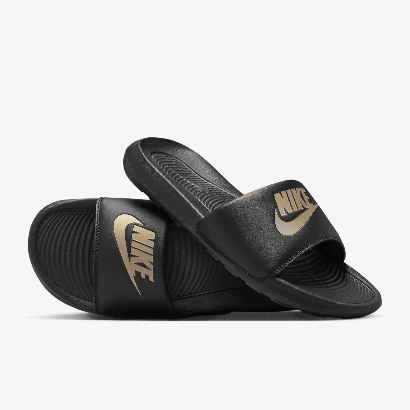 Тапочки Nike Victori One CN9675-006
