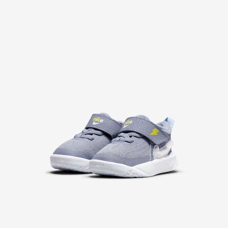 Кросівки Nike Team Hustle D10 SE DD0792-410