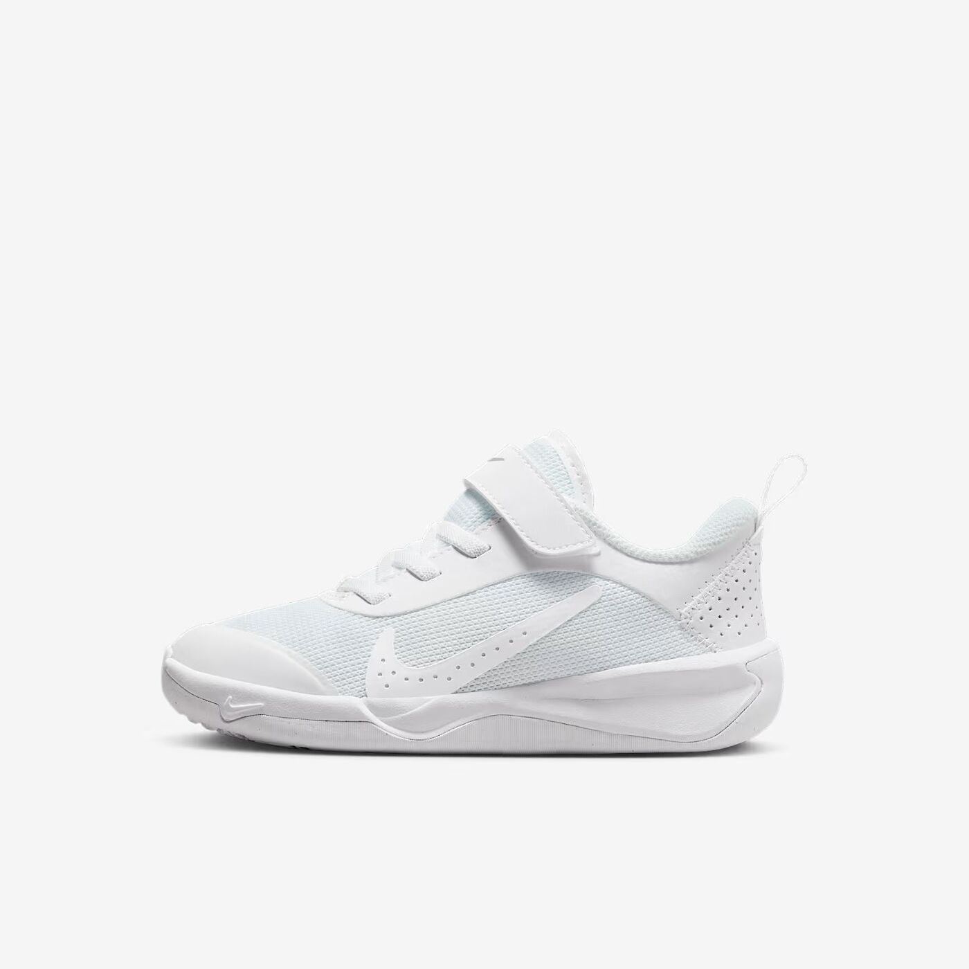 Кросівки Nike Omni Multi-Court DM9026-100