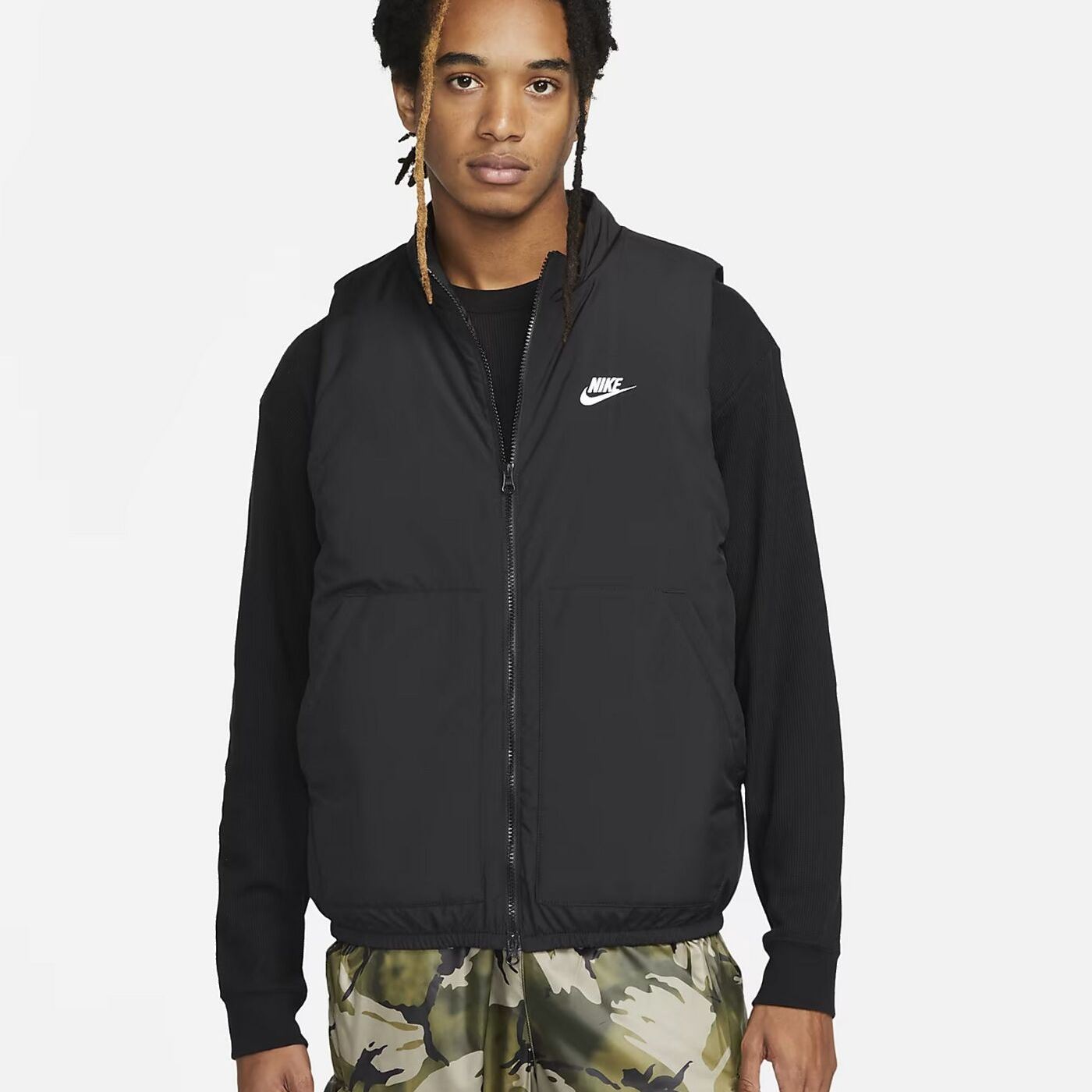 Жилетка Nike Therma-FIT Club Woven Insulated DX0676-010