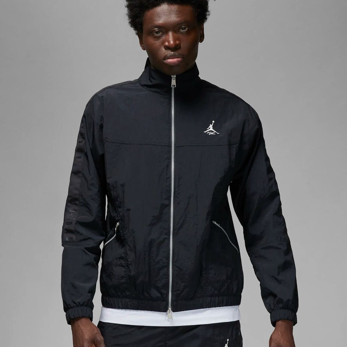 Куртка Nike Air Jordan Essentials Warmup Full-Zip FB7294-010