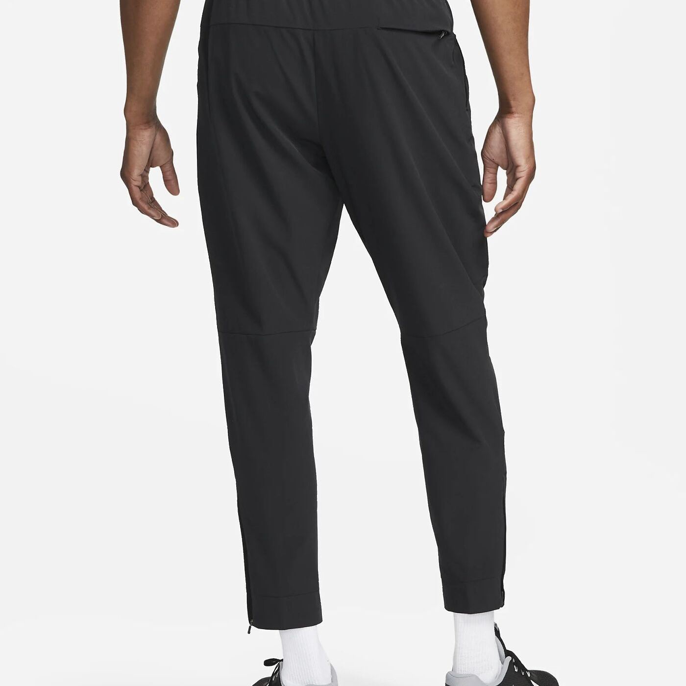 Спортивні штани Nike Dri-Fit Unlimited Tapered Leg FB7548-010