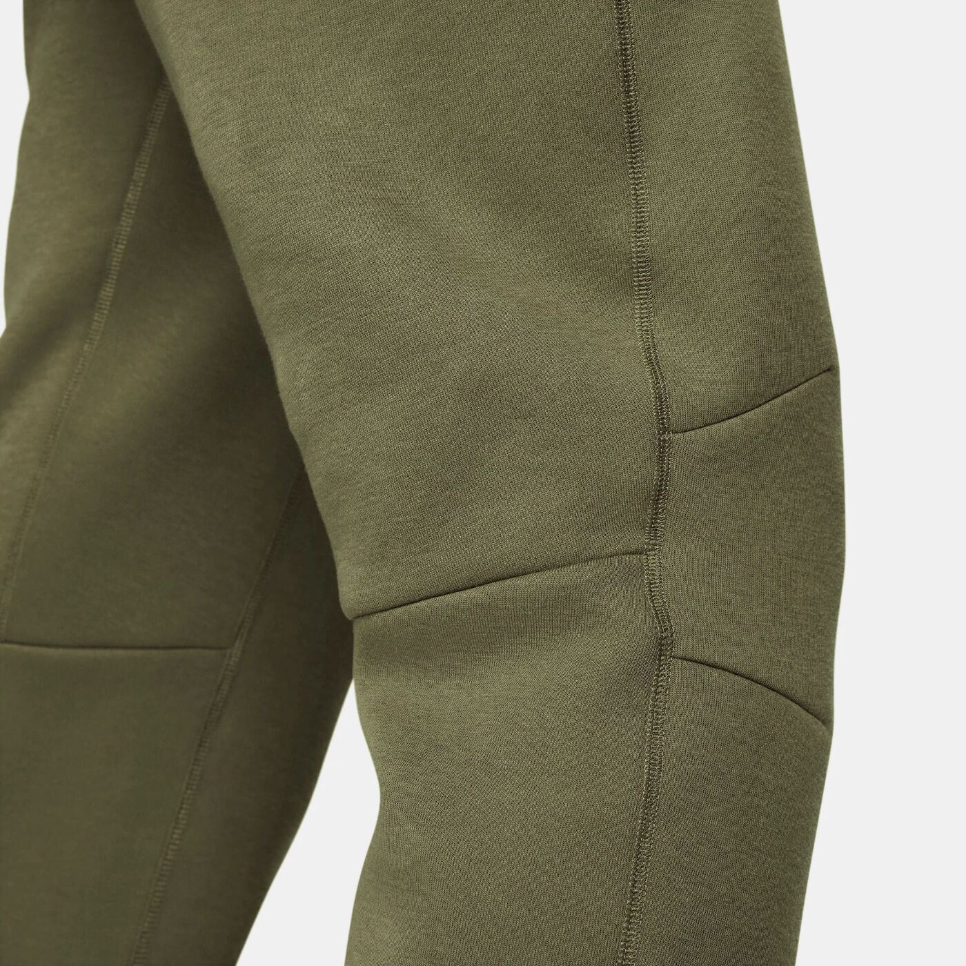 Спортивні штани Nike Sportswear Tech Fleece FB8002-222