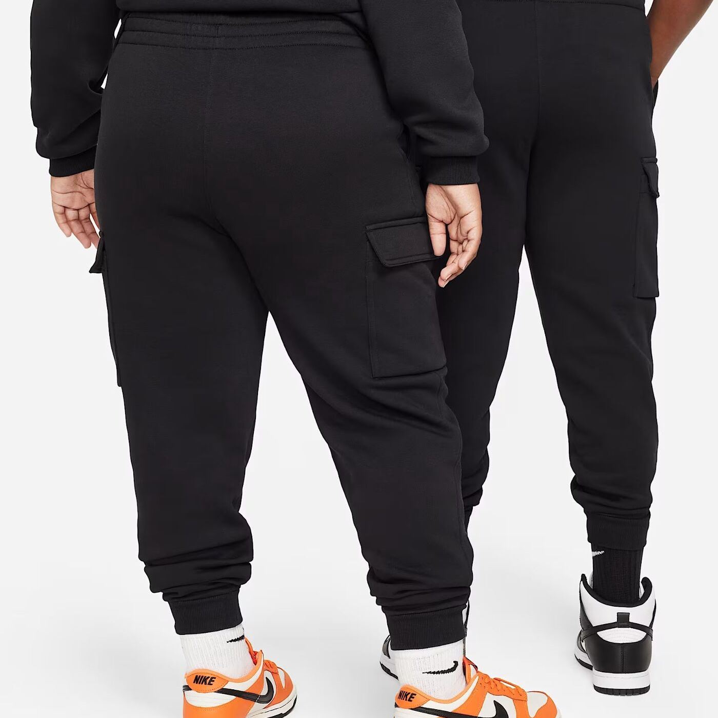 Штани Nike Sportswear Club Fleece Cargo FD3013-010
