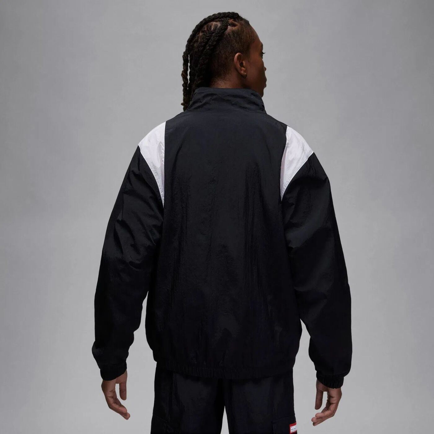 Куртка Nike Air Jordan Essentials FN4621-010