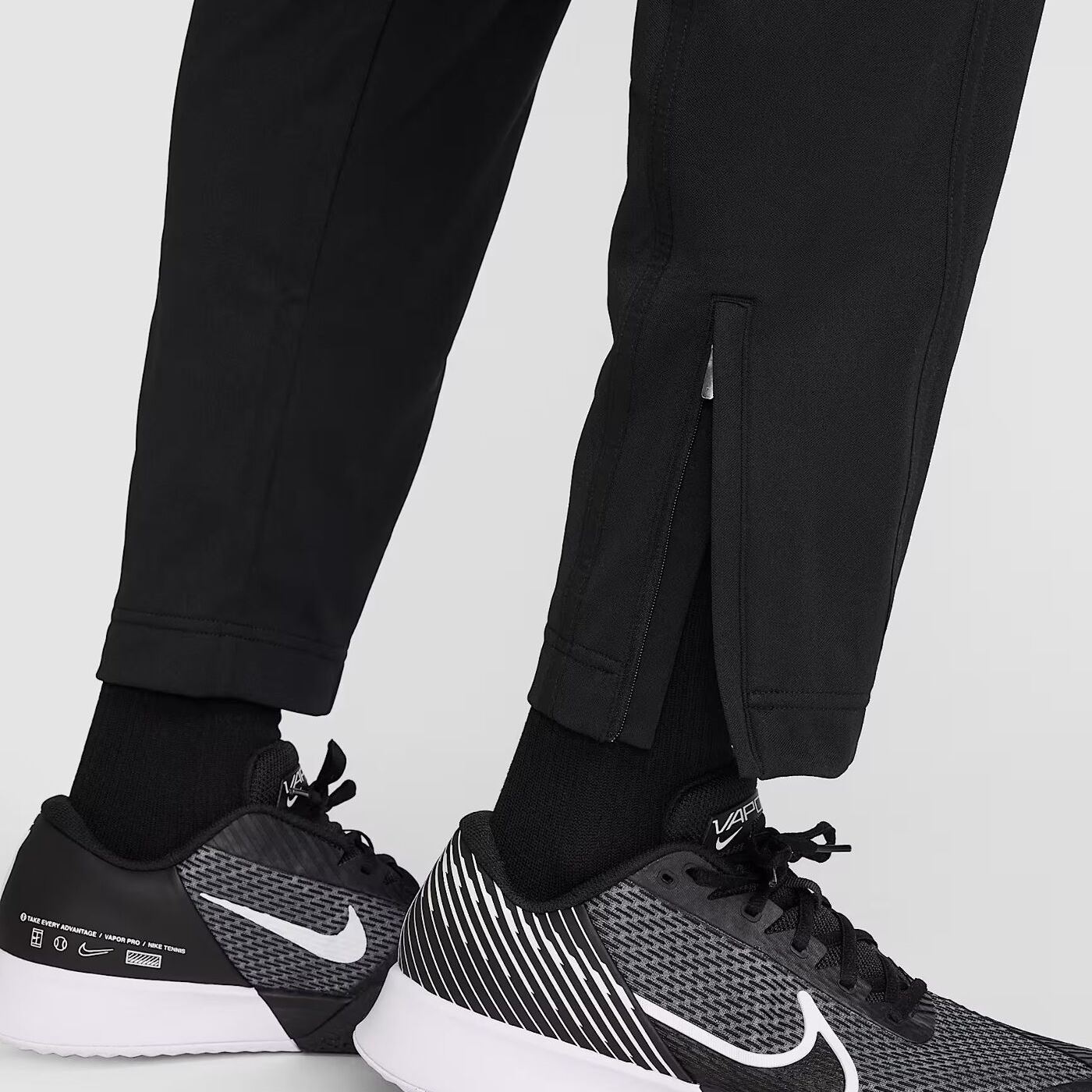 Штани NikeCourt Heritage Tennis FZ6928-010