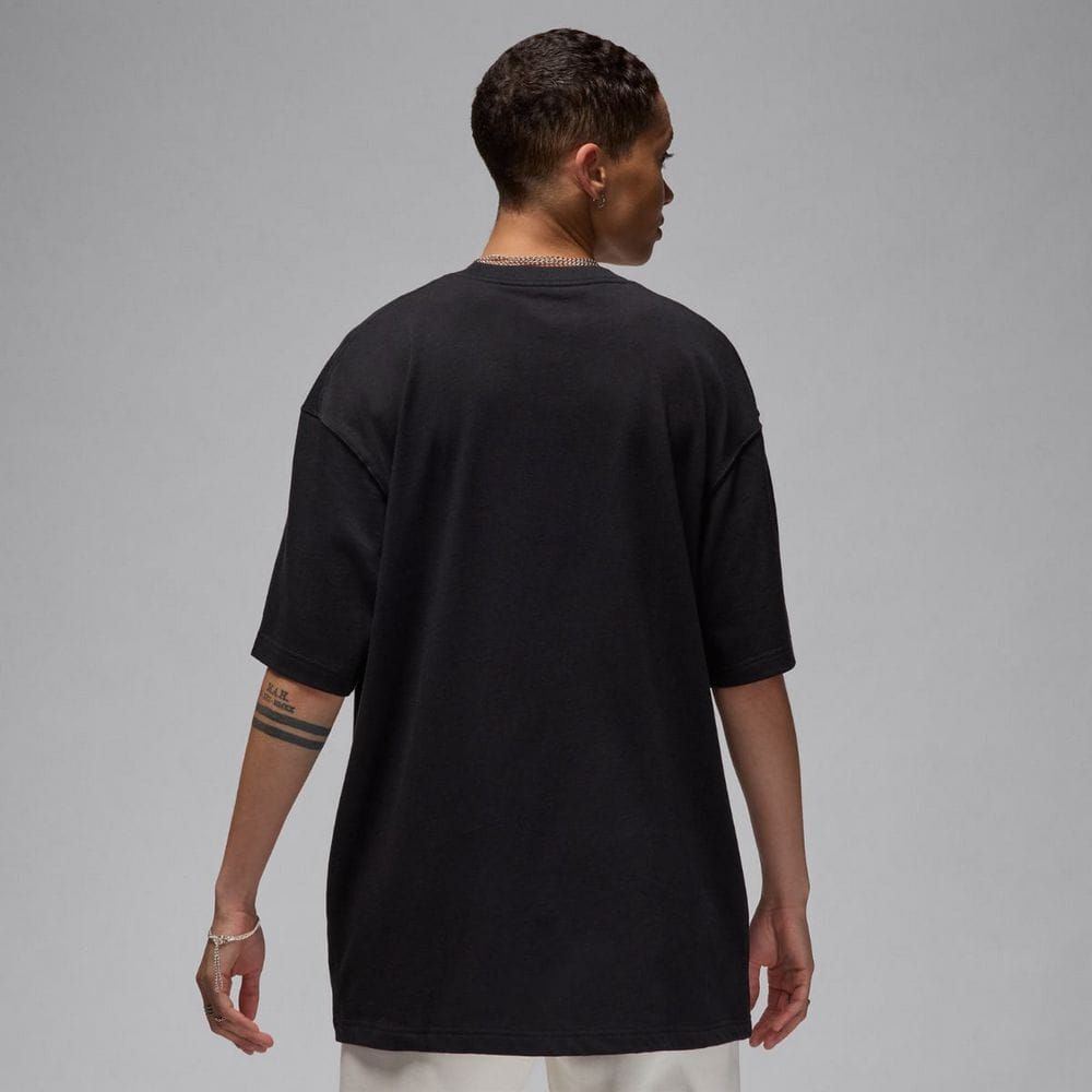 Футболка Nike Air Jordan Essentials Oversized HM4372-010