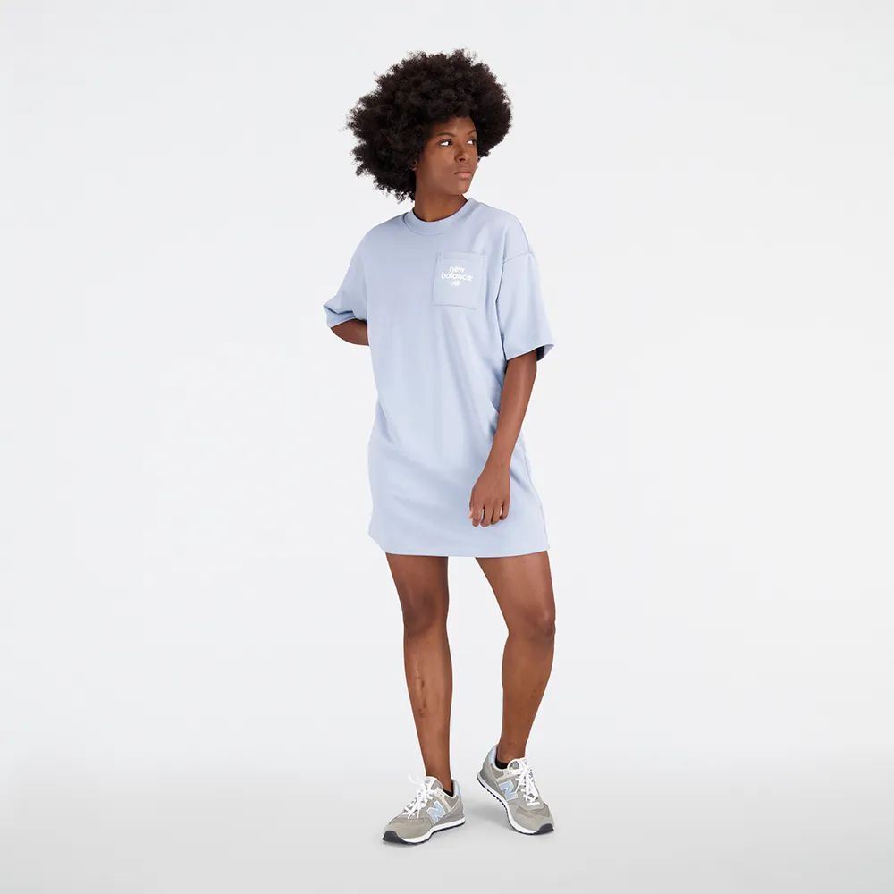 Сукня New Balance Essentials Stacked Logo WD31501LAY