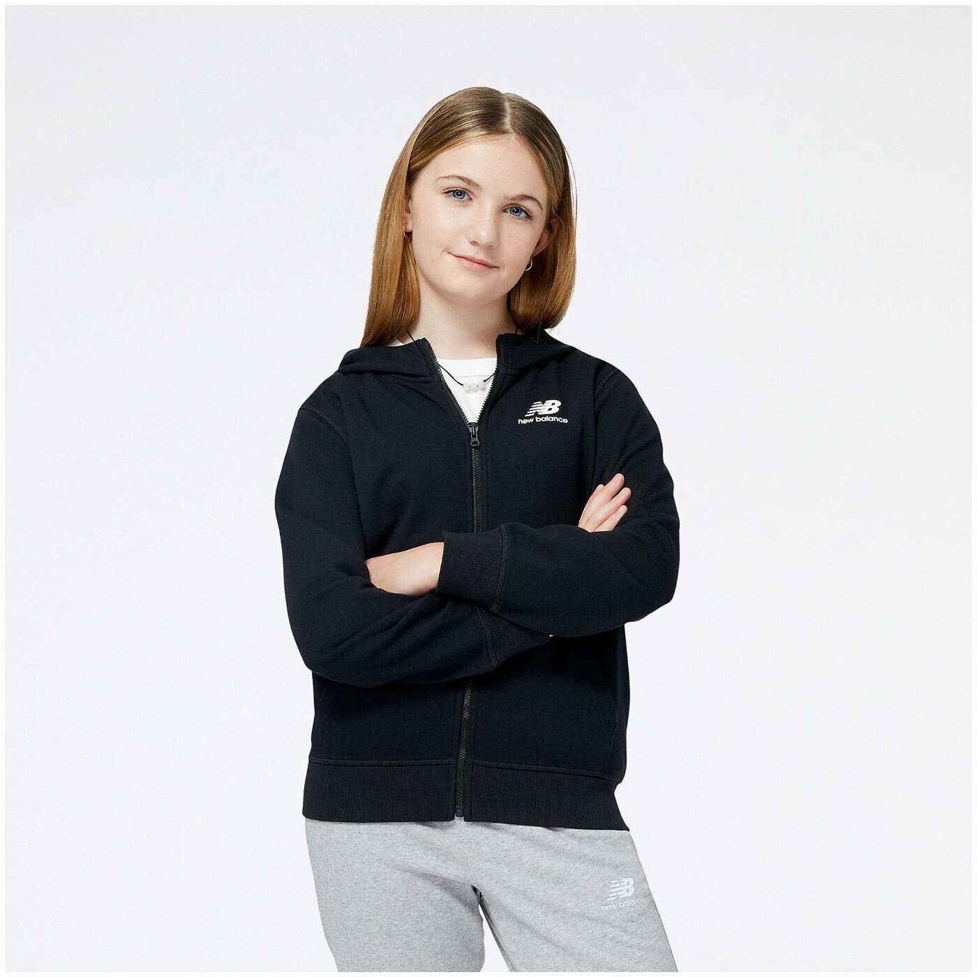 Кофта New Balance Essentials YJ31536BK